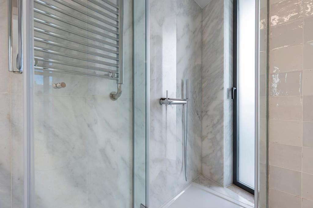 Campolide Lovely 2 Bedroom By Innkeeper Lisboa Exterior foto